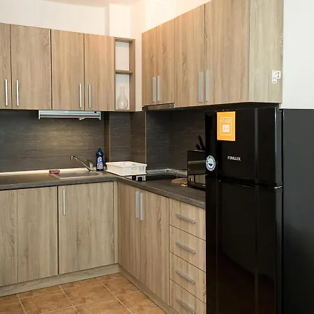 Kabakum 1br Retreat With Parking, Steps To By Flat Mаnаger וארנה