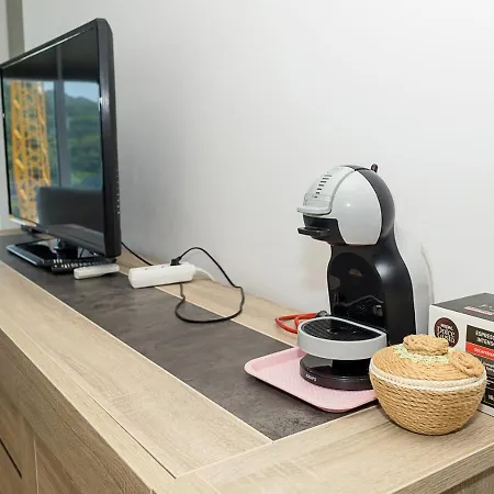 דירה Kabakum 1br Retreat With Parking, Steps To By Flat Mаnаger