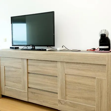 דירה Kabakum 1br Retreat With Parking, Steps To By Flat Mаnаger