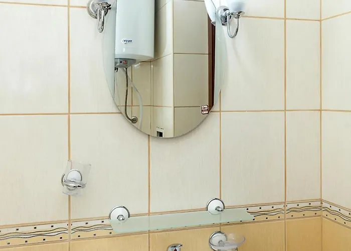 شقة Kabakum 1br Retreat With Parking, Steps To By Flat Mаnаger